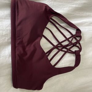 Lululemon free to be bra wild light support